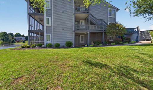 Photo #32 of 3224 Spinnaker Point, Forest, VA