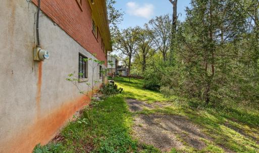 Photo #28 of 2134 Woodcrest Drive, Lynchburg, VA 0.9 acres