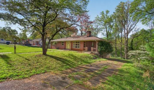 Photo #23 of 2134 Woodcrest Drive, Lynchburg, VA 0.9 acres
