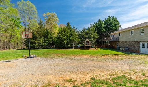 Photo #27 of 2305 Smith Mountain Lake Parkway, Huddleston, VA 1.0 acres