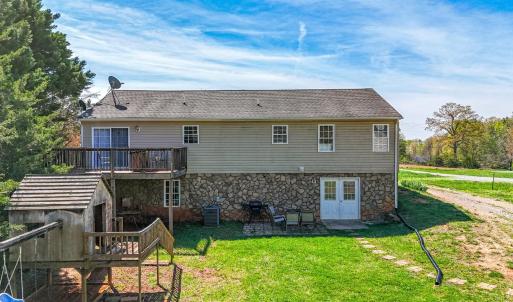 Photo #25 of 2305 Smith Mountain Lake Parkway, Huddleston, VA 1.0 acres