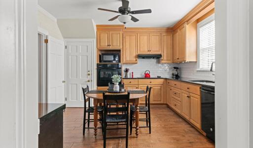 Photo #11 of 1509 Savoy Pl, Lynchburg, VA 0.7 acres