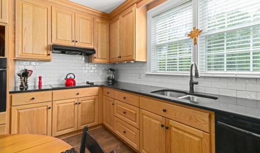 Photo #13 of 1509 Savoy Pl, Lynchburg, VA 0.7 acres