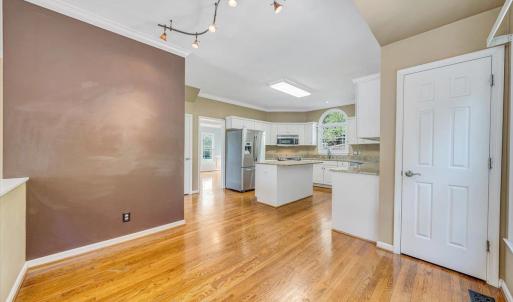 Photo #29 of 7706 Hollins Court Circle, Roanoke, VA 0.4 acres