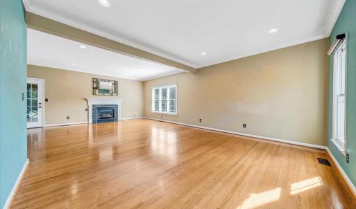 Photo #8 of 7706 Hollins Court Circle, Roanoke, VA 0.4 acres
