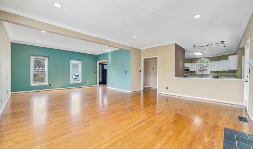 Photo #14 of 7706 Hollins Court Circle, Roanoke, VA 0.4 acres