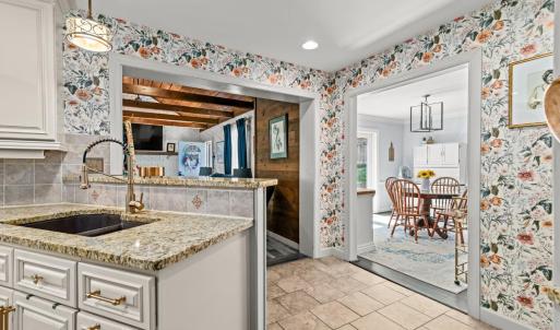 Photo #11 of 4717 locksview Road, Lynchburg, VA 0.7 acres