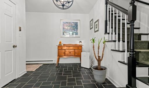 Photo #5 of 4717 locksview Road, Lynchburg, VA 0.7 acres