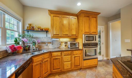 Photo #10 of 1389 South Oak Lawn Drive, Forest, VA 1.6 acres