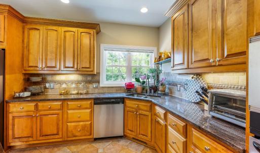 Photo #9 of 1389 South Oak Lawn Drive, Forest, VA 1.6 acres