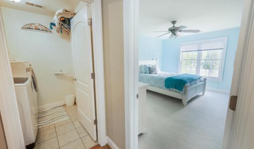 Laundry on 2nd level convenient to the bedrooms!