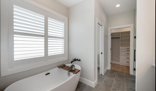 Photo #20 of 719 Elmwood Ave, Lynchburg, VA 0.4 acres