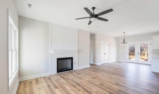 This picture is from a previous build of the same floorplan. Some finishes and colors may vary.