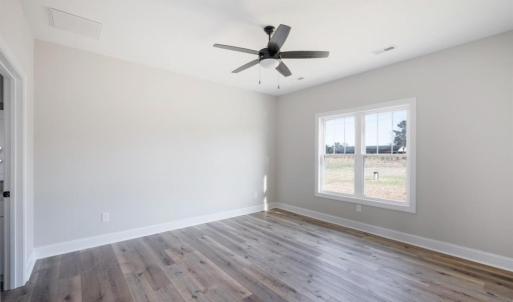 This picture is from a previous build of the same floorplan. Some finishes and colors may vary.