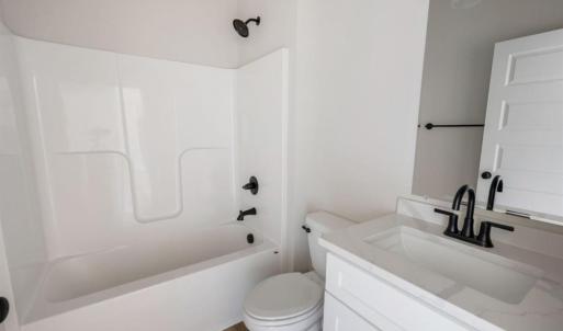 This picture is from a previous build of the same floorplan. Some finishes and colors may vary.