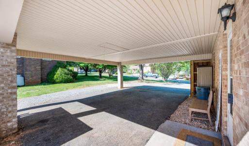 Photo #37 of 220 Maple Hills Drive, Lynchburg, VA 0.4 acres