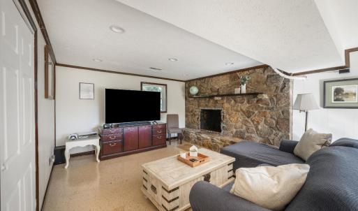 Photo #29 of 220 Maple Hills Drive, Lynchburg, VA 0.4 acres
