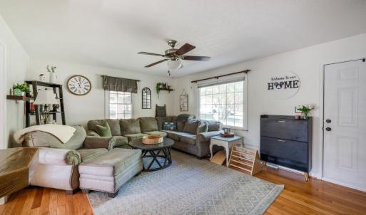Photo #7 of 220 Maple Hills Drive, Lynchburg, VA 0.4 acres