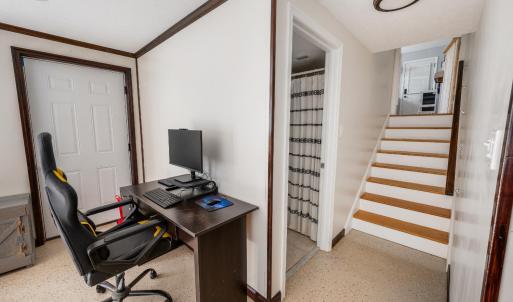Photo #28 of 220 Maple Hills Drive, Lynchburg, VA 0.4 acres