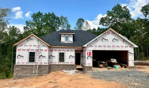 Photo #1 of 18 Somerset Drive, Appomattox, VA 2.1 acres