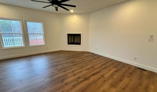 Photo #6 of 452 Somerset Drive, Appomattox, VA 2.1 acres