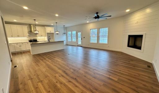 Photo #5 of 452 Somerset Drive, Appomattox, VA 2.1 acres