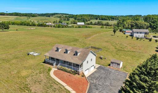 Photo #2 of 2210 Isle of Pines Drive, Moneta, VA 1.0 acres
