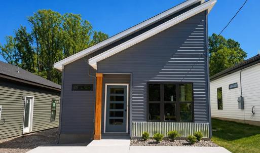 Photo #1 of 2721 Rainbow Circle, Lynchburg, VA 0.1 acres