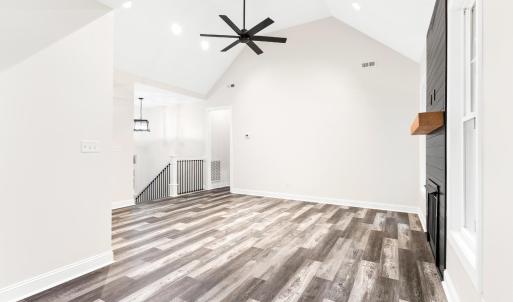 Photo #7 of 5610 Old Cifax Road, Goode, VA 0.7 acres