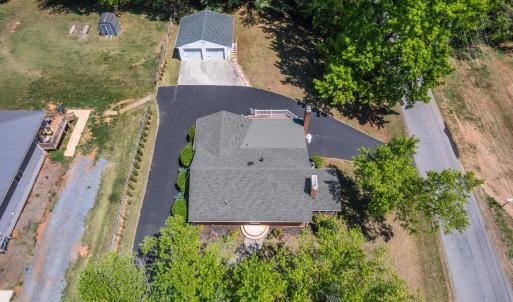 Photo #4 of 1659 Shady Knoll Avenue, Bedford, VA 0.5 acres