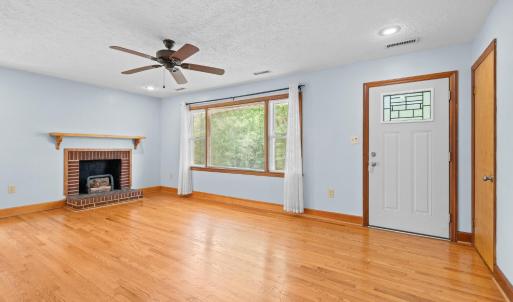 Photo #11 of 1659 Shady Knoll Avenue, Bedford, VA 0.5 acres
