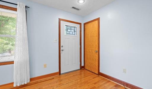 Photo #9 of 1659 Shady Knoll Avenue, Bedford, VA 0.5 acres