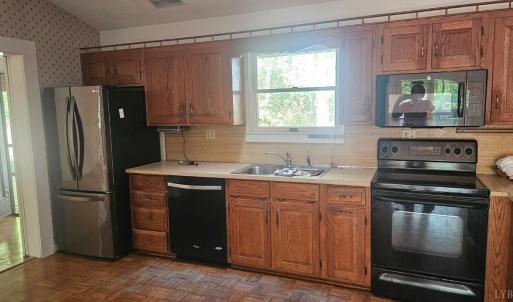 Photo #23 of 1308 Simpkins Lake Road, Bedford, VA 2.3 acres