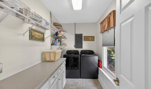 Photo #36 of 414 Holly Hills Drive, Altavista, VA 0.7 acres