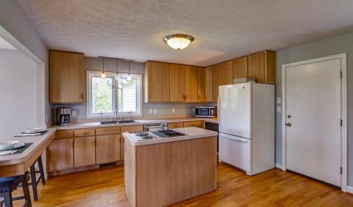 Photo #33 of 3453 Roaring Run Road, Goode, VA 2.6 acres