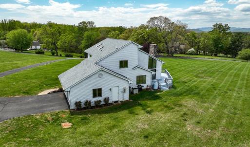 Photo #11 of 3453 Roaring Run Road, Goode, VA 2.6 acres