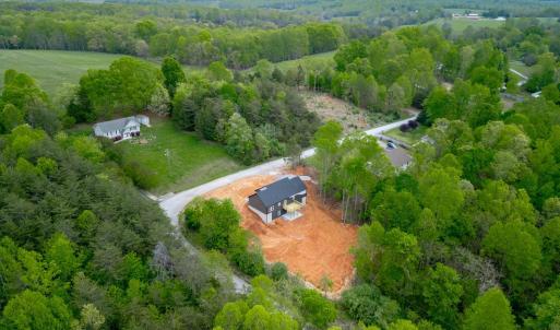 Photo #11 of 45 Twin Lake Dr, Bedford, VA 1.0 acres