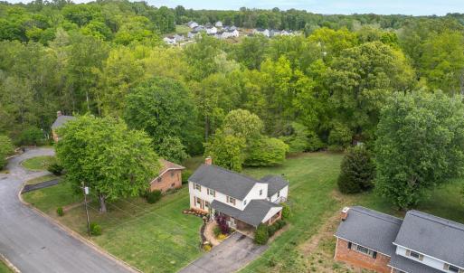 Photo #5 of 612 Burton Creek, Lynchburg, VA 1.0 acres