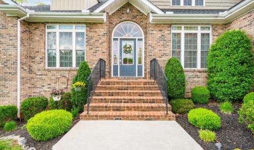 Photo #3 of 1119 Thomas Randolph Place, Lynchburg, VA 1.6 acres