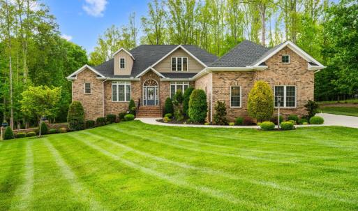 Photo #2 of 1119 Thomas Randolph Place, Lynchburg, VA 1.6 acres