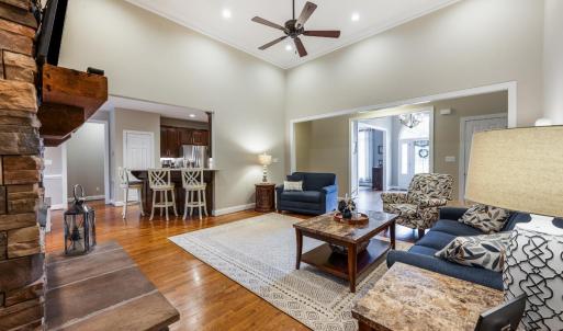 Photo #18 of 1119 Thomas Randolph Place, Lynchburg, VA 1.6 acres