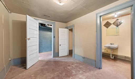 Photo #50 of 824 Floyd Street, Lynchburg, VA 0.2 acres