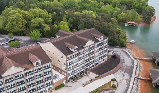 Photo #19 of 1273 Graves Harbor Trail, Huddleston, VA