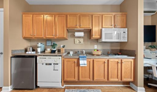 Photo #7 of 1273 Graves Harbor Trail, Huddleston, VA