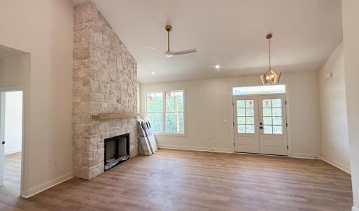 Photo #6 of 9009 Stonewall Road, Appomattox, VA 2.2 acres