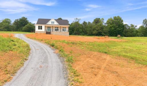 Photo #54 of 9009 Stonewall Road, Appomattox, VA 2.2 acres