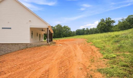Photo #50 of 9009 Stonewall Road, Appomattox, VA 2.2 acres