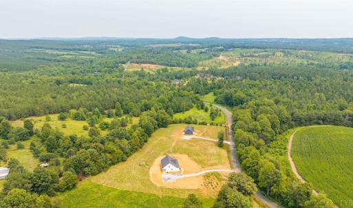 Photo #64 of 9009 Stonewall Road, Appomattox, VA 2.2 acres