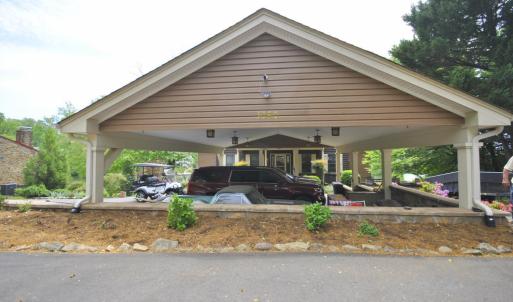 Photo #8 of 1090 Timberlake Drive, Lynchburg, VA 0.6 acres