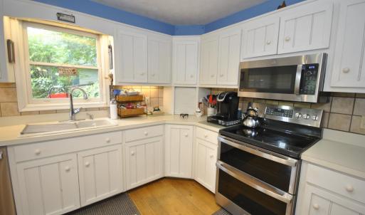 Photo #13 of 1090 Timberlake Drive, Lynchburg, VA 0.6 acres